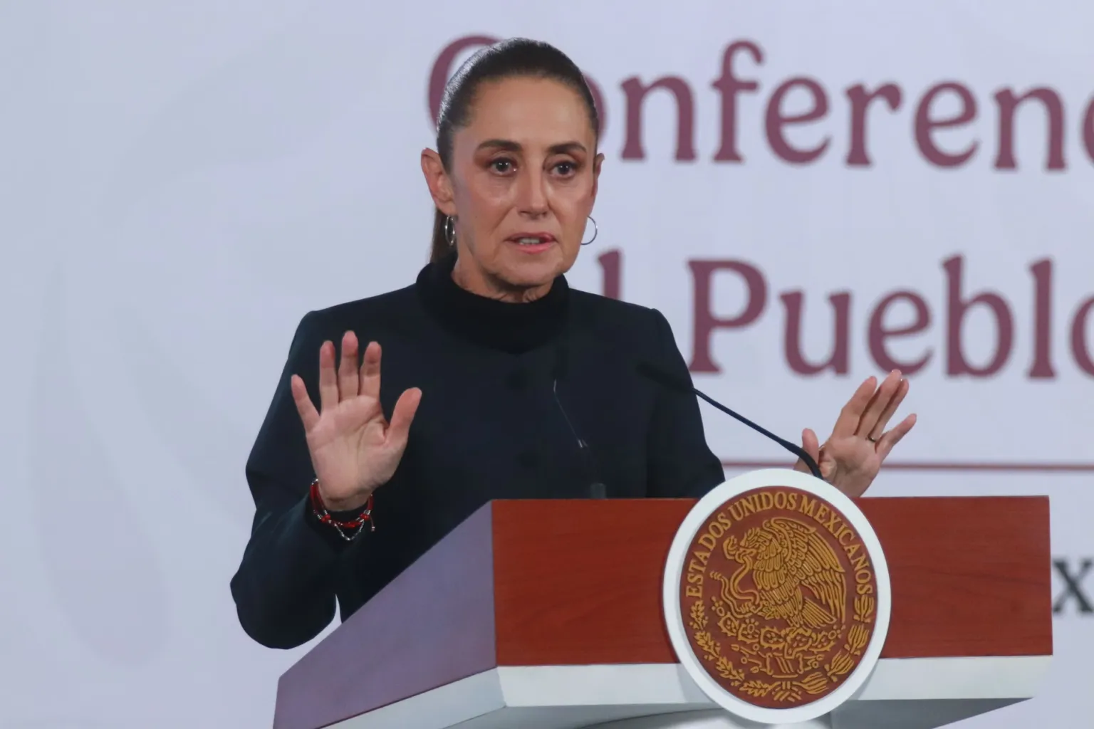 Трамп змусив Мексику зупинити постачання нафти на Кубу