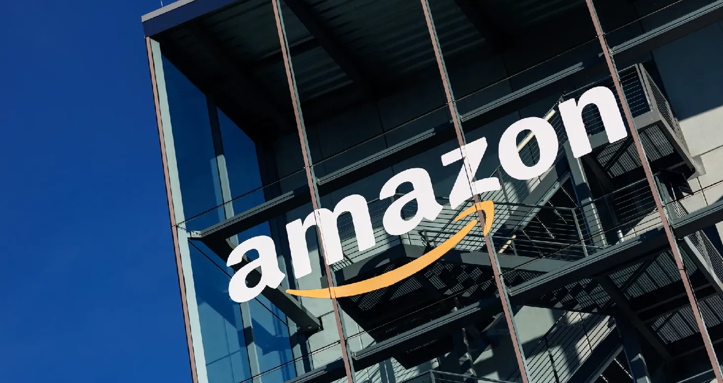 У США великі корпорації звільняють понад 50 тисяч працівників на тлі інвестицій у ШІ