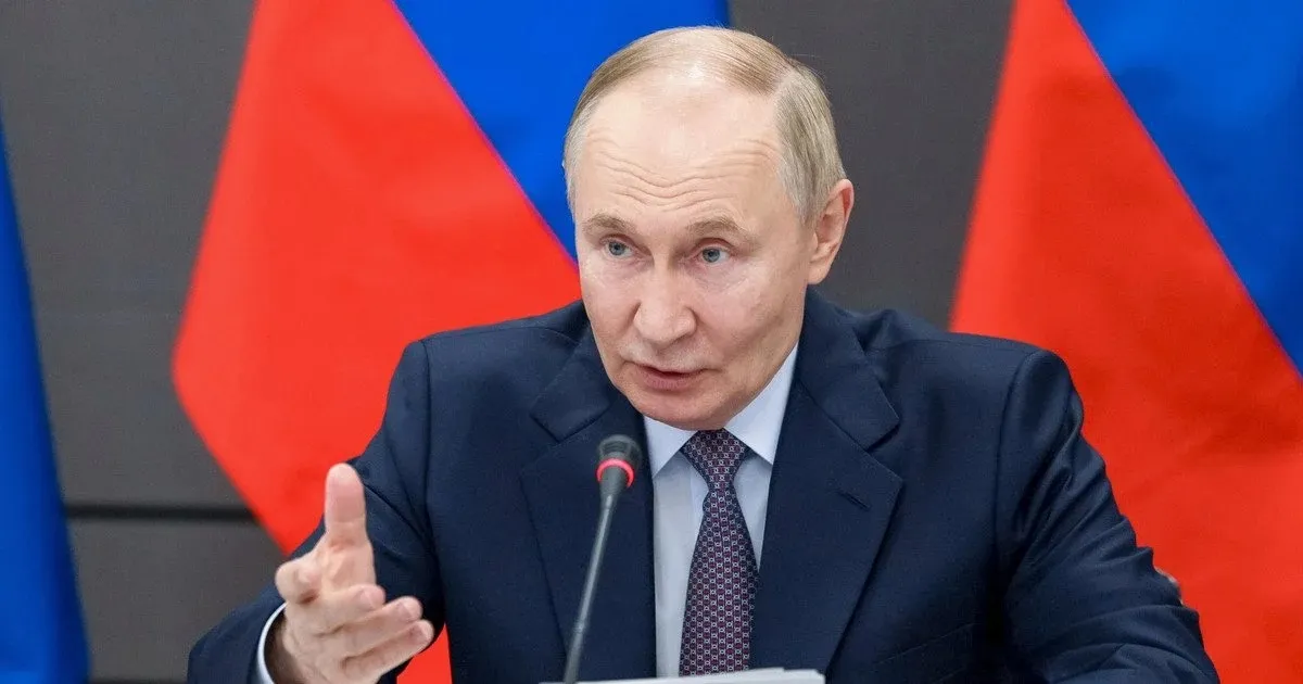 В России объявили о вакансии исследователя родословной Путиных
