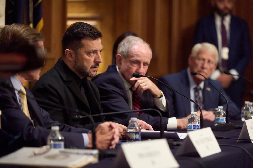 Зеленський переконав Вашингтон у можливості перемоги України, — Politico
