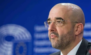 W obozie Orbána oburzyła wypowiedź Sikorskiego o możliwym wysadzeniu rurociągu «Przyjaźń»