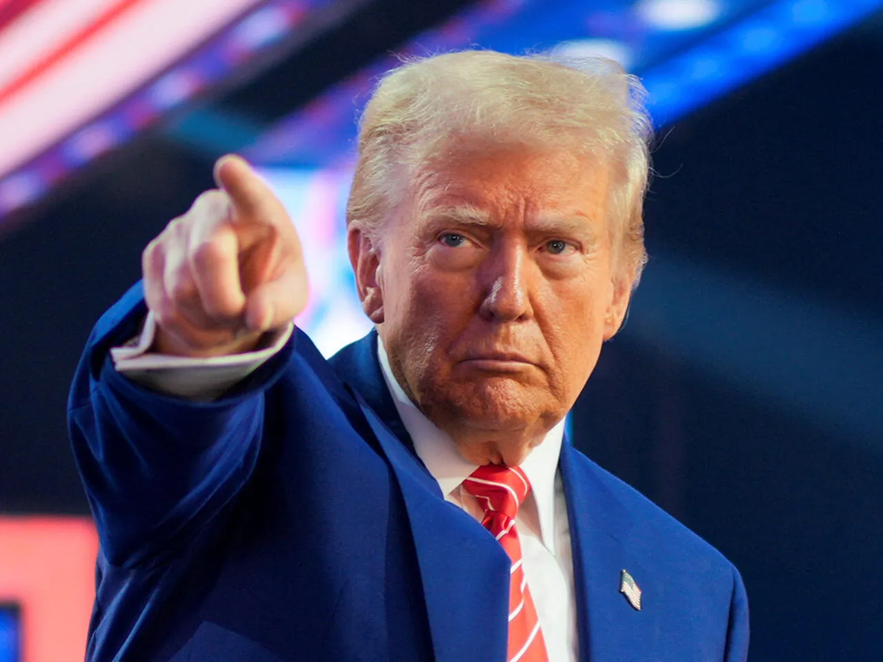 Дональд Трамп не балотуватиметься на третій президентський термін у США Дональд Трамп не балотуватиметься на третій президентський термін у США