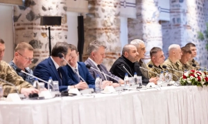 росія почала розміщувати свою авіацію по різних аеродромах