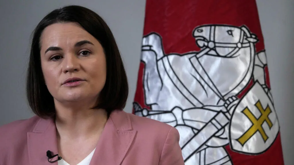 Охорону Тихановської передали від Служби керівництва до поліції