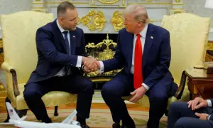 Старша донька короля Таїланду померла після тривалої коми