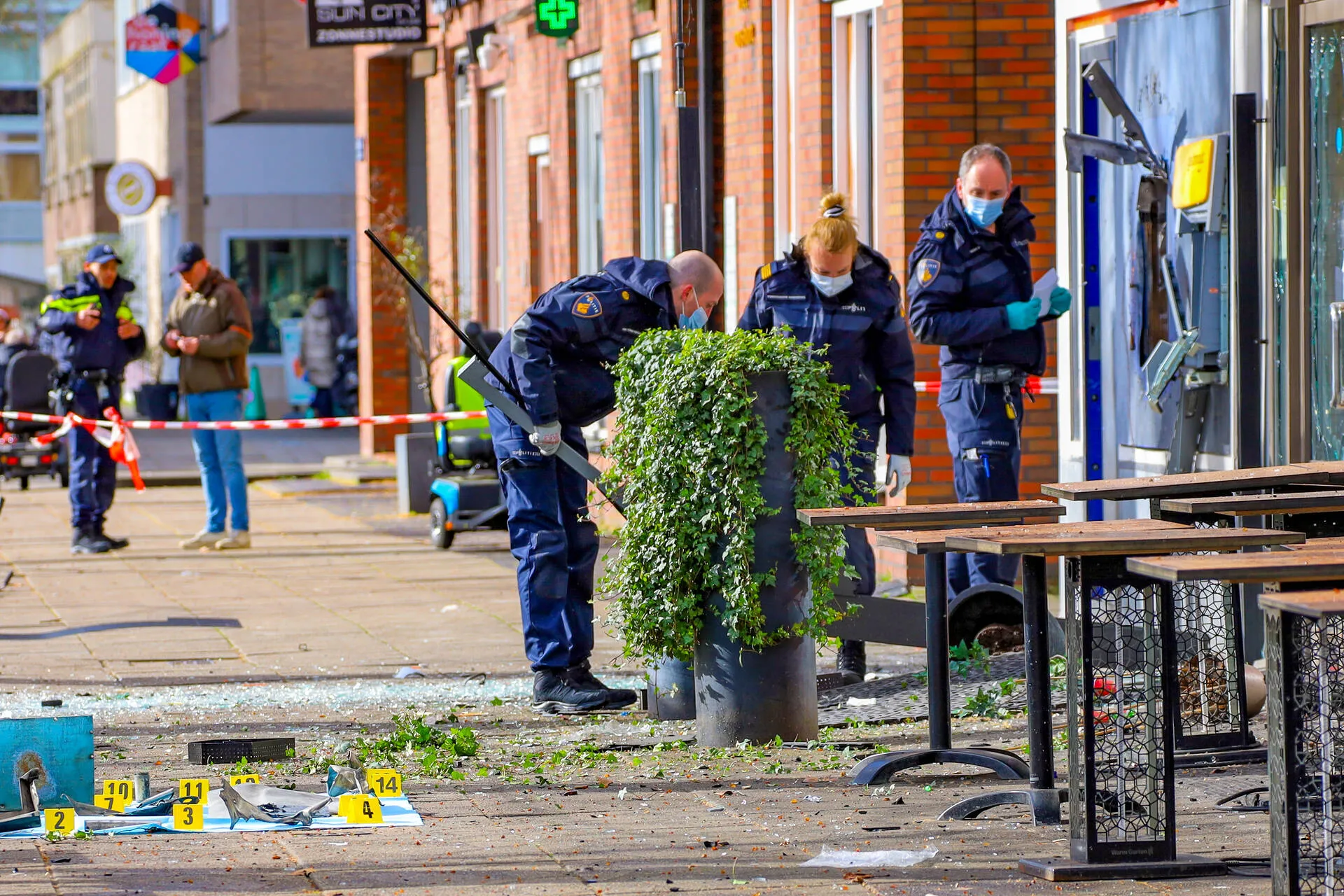 У Нідерландах сталася серія вибухів банкоматів, є жертва