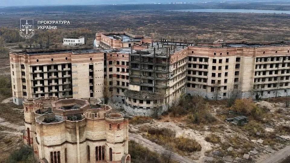 A court has returned the unfinished Republican Clinical Hospital in Kyiv to the state