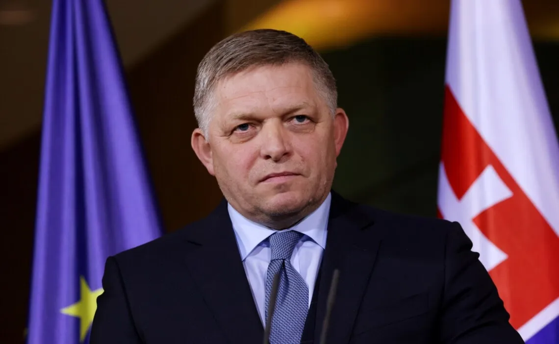 Фіцо пригрозив заблокувати нові санкції ЄС через транзит нафти з РФ через «Дружбу»