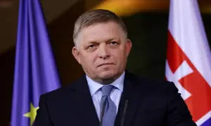 У Польщі велика група мігрантів із Білорусі штурмувала кордон, застосували лазери