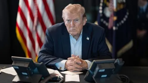 Трамп звинуватив Україну у гальмуванні перемовин