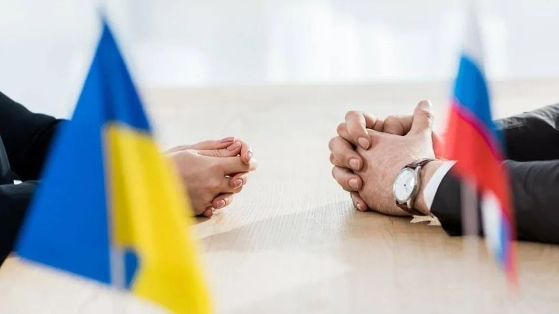 Франция, Германия и Великобритания хотят сесть за стол переговоров