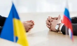 Путин разрешил крымчанам не платить долги украинским банкам