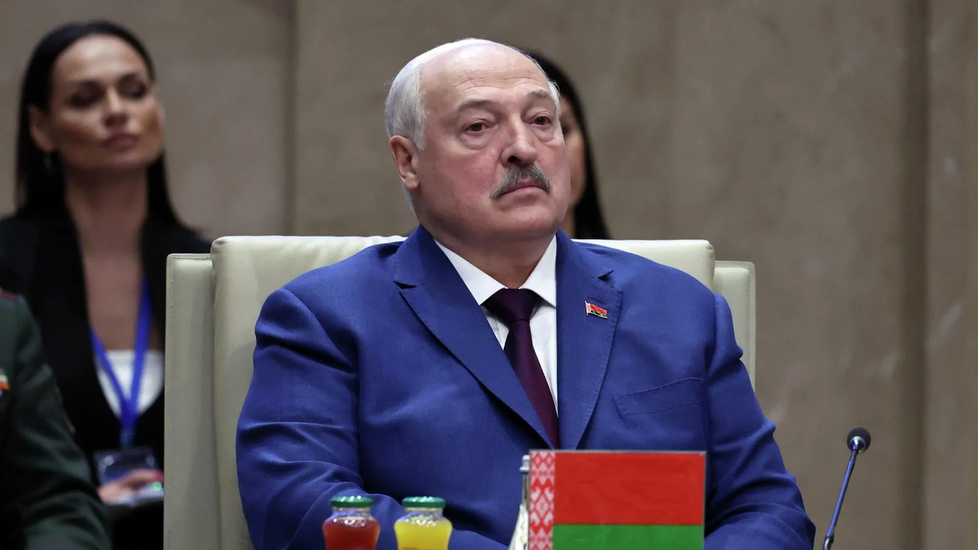 Видео: Лукашенко назвал белорусов русскими с знаком качества