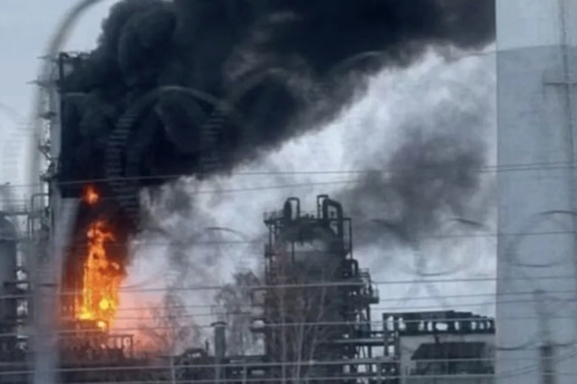 Саратовську область атакували дрони, пролунали понад 60 вибухів