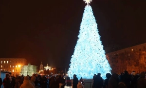 У Києві чоловік запустив салют на дитмайданчику