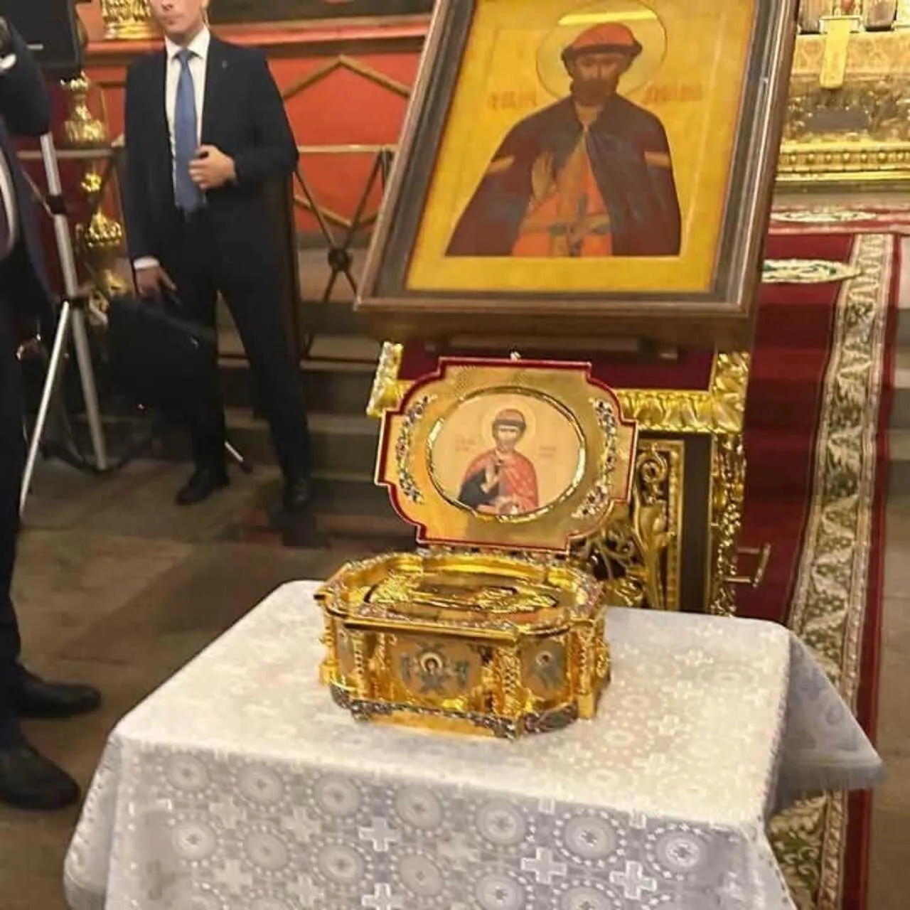 Dmitry Donskoy’s skeleton was cut into three pieces: for the SVO, for the temple, and for a new missile carrier