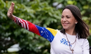 У Москві авіація намагається загасити масштабну пожежу