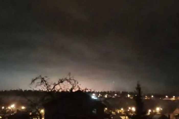 У РФ заявили про атаки на хімзавод у Тольятті та військові об’єкти в Криму