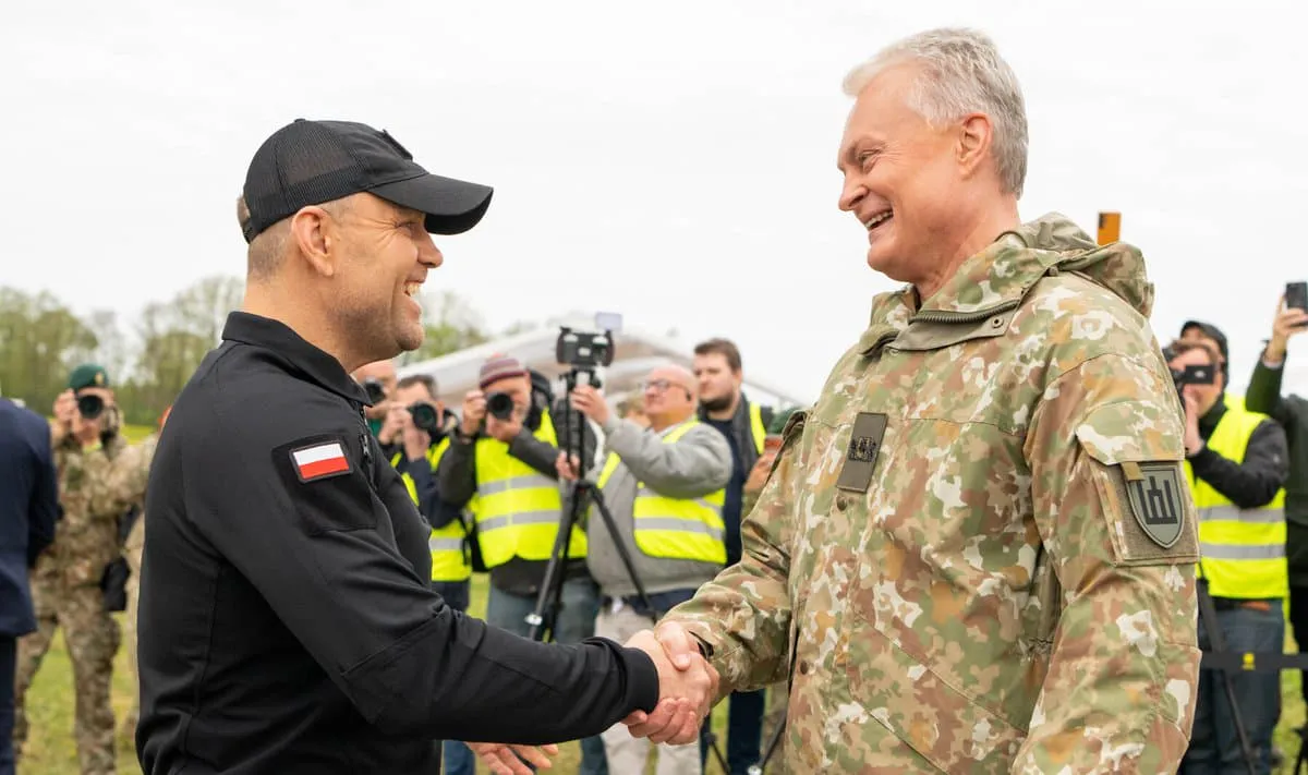 Президенти Литви і Польщі відвідали навчання біля Сувальського коридору