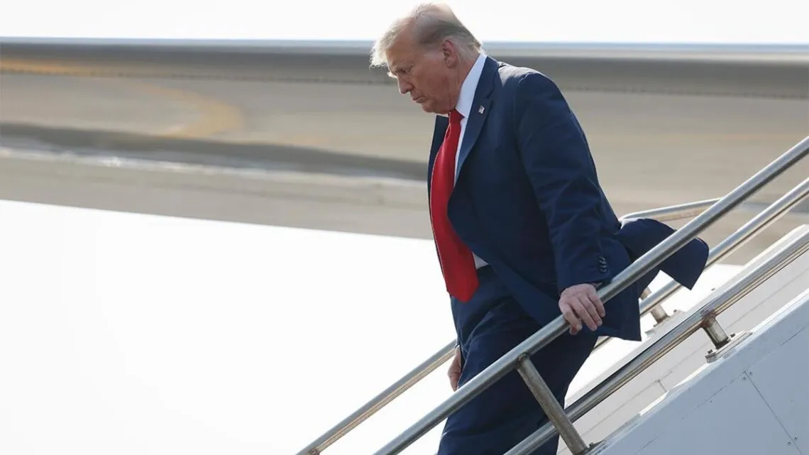 Трампа в Анкарі таємно пересадили на інший літак через загрозу атаки ПЗРК, — CNN