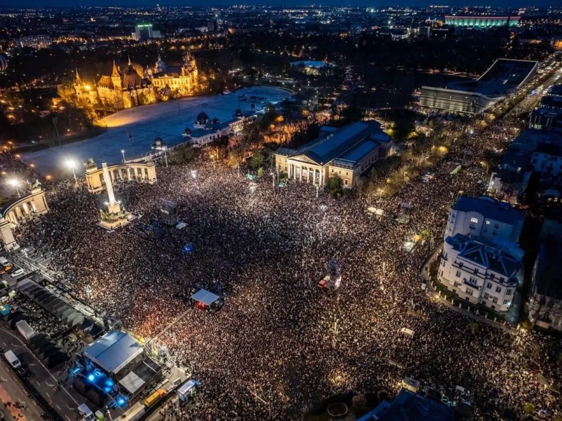 Проправительственные СМИ Венгрии заявили о «плане Майдана» со стороны оппозиции в ночь выборов