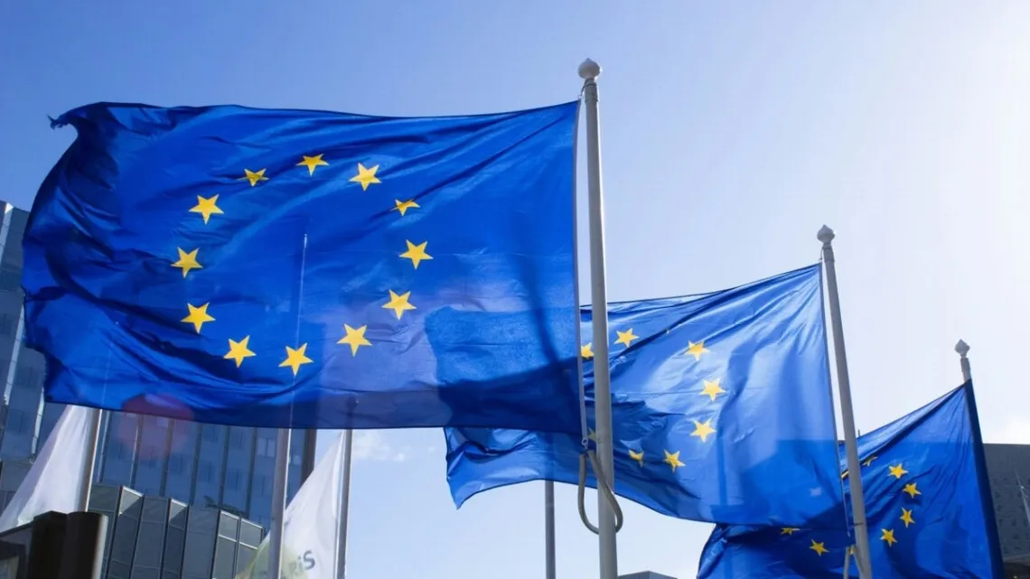The EU is divided over who should serve as the negotiator for talks with Russia, according to Politico