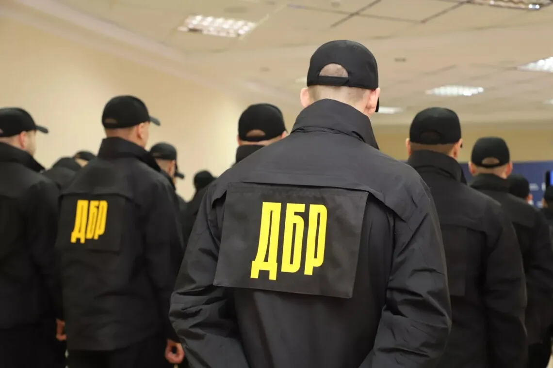 ДБР викрило схему втечі з навчального центру: справа йде до суду
