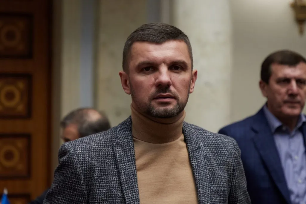 У Києві намагалися підпалити авто нардепа Ігоря Гузя