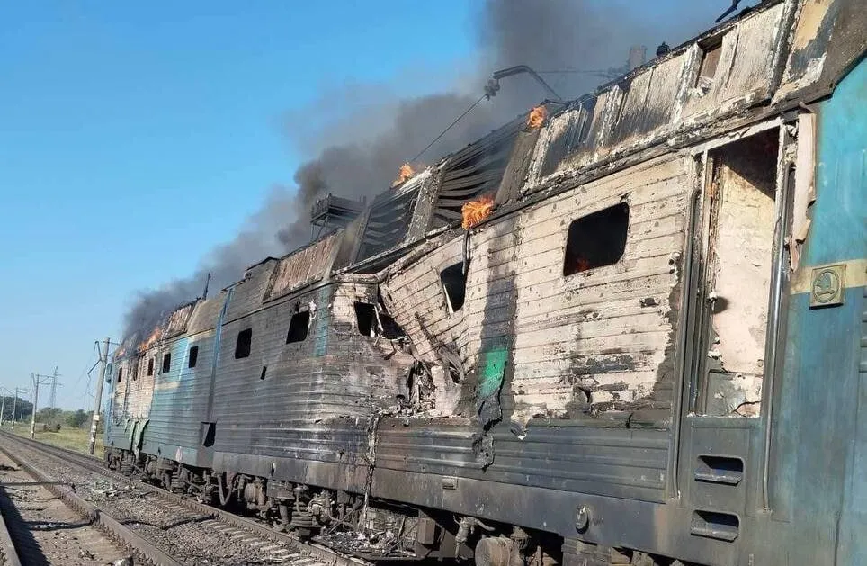 Російський дрон влучив у локомотив поїзда Суми – Київ