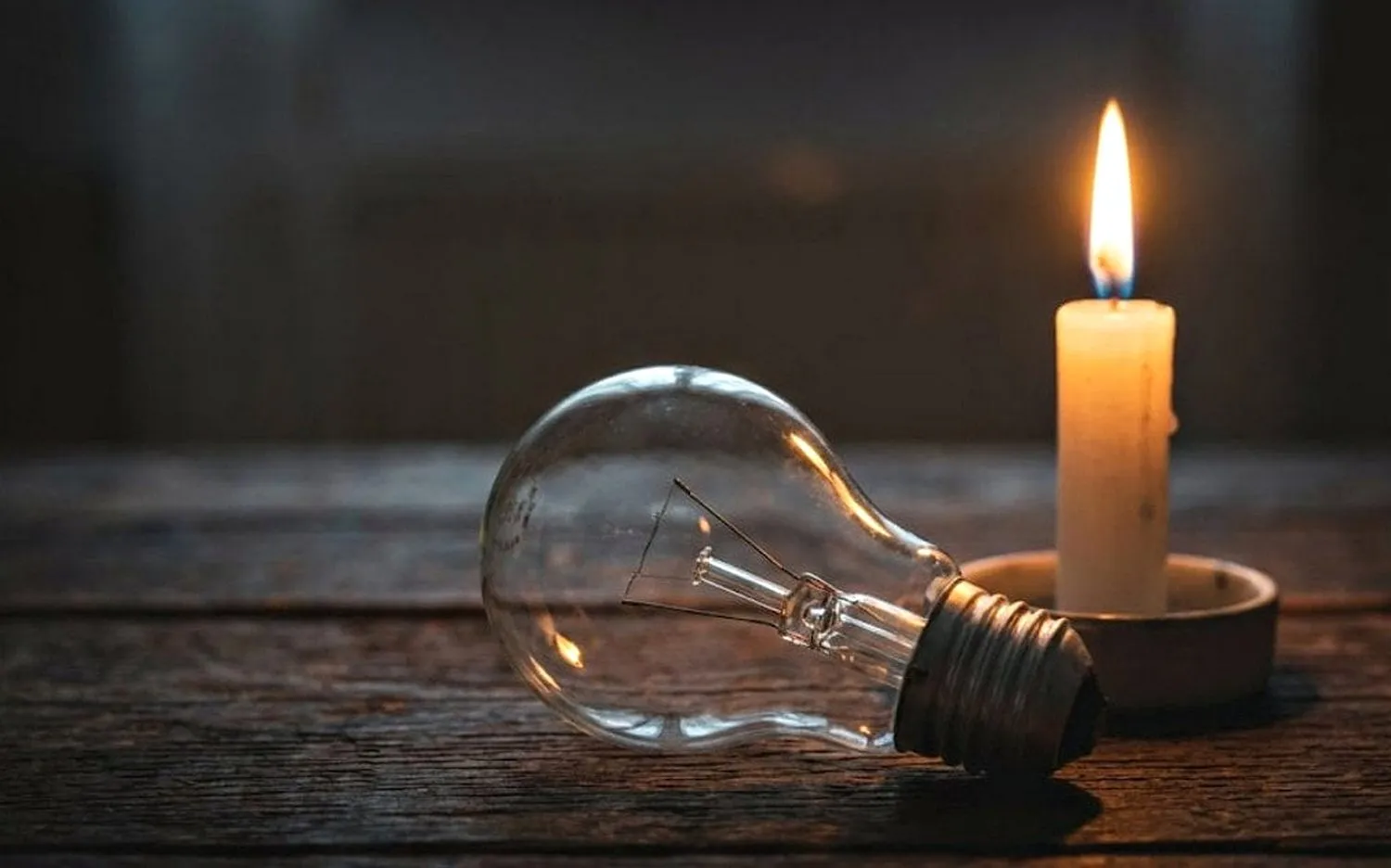 Які графіки відключення світла в Україні 30 січня