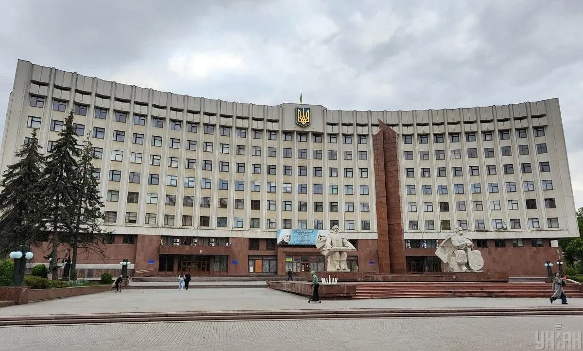 В Івано-Франківській ОВА викрили схему обходу тендерів