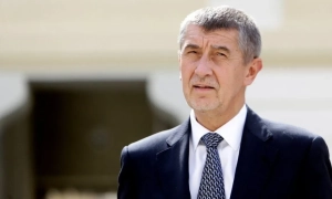 Таксист взял с женщины 10 тысяч долларов за поездку на полтора километра