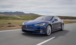 Продажі Tesla у Франції та Скандинавії стрімко зросли у березні — Reuters