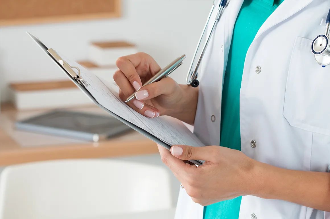 МОЗ хоче взяти медсестер, які працюють у школах, під своє «крило»