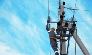 Подружжю з Полтавщини повідомлено про підозру за побиття та двомісячної дитини