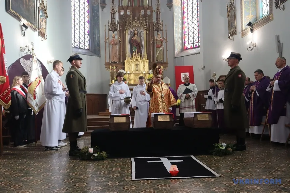 На Львовщине перезахоронили польских солдат, погибших в боях за Львов в 1939 году