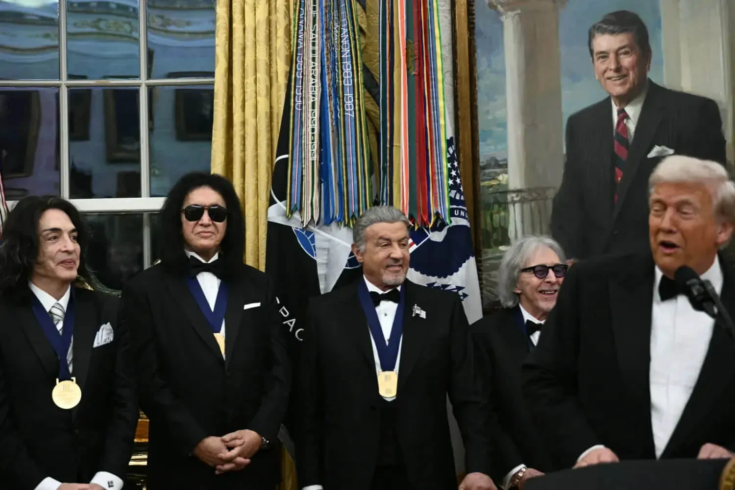 Zdjęcie: Prezydent USA osobiście nagrodził laureatów Centrum Kennedy’ego