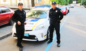 Відео: біля Центрального вокзалу Києва утворився фонтан окропу