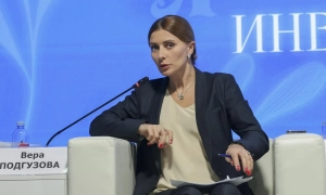 Скаргу Марії Фармер на Епштейна ігнорували роками — це підтвердили файли