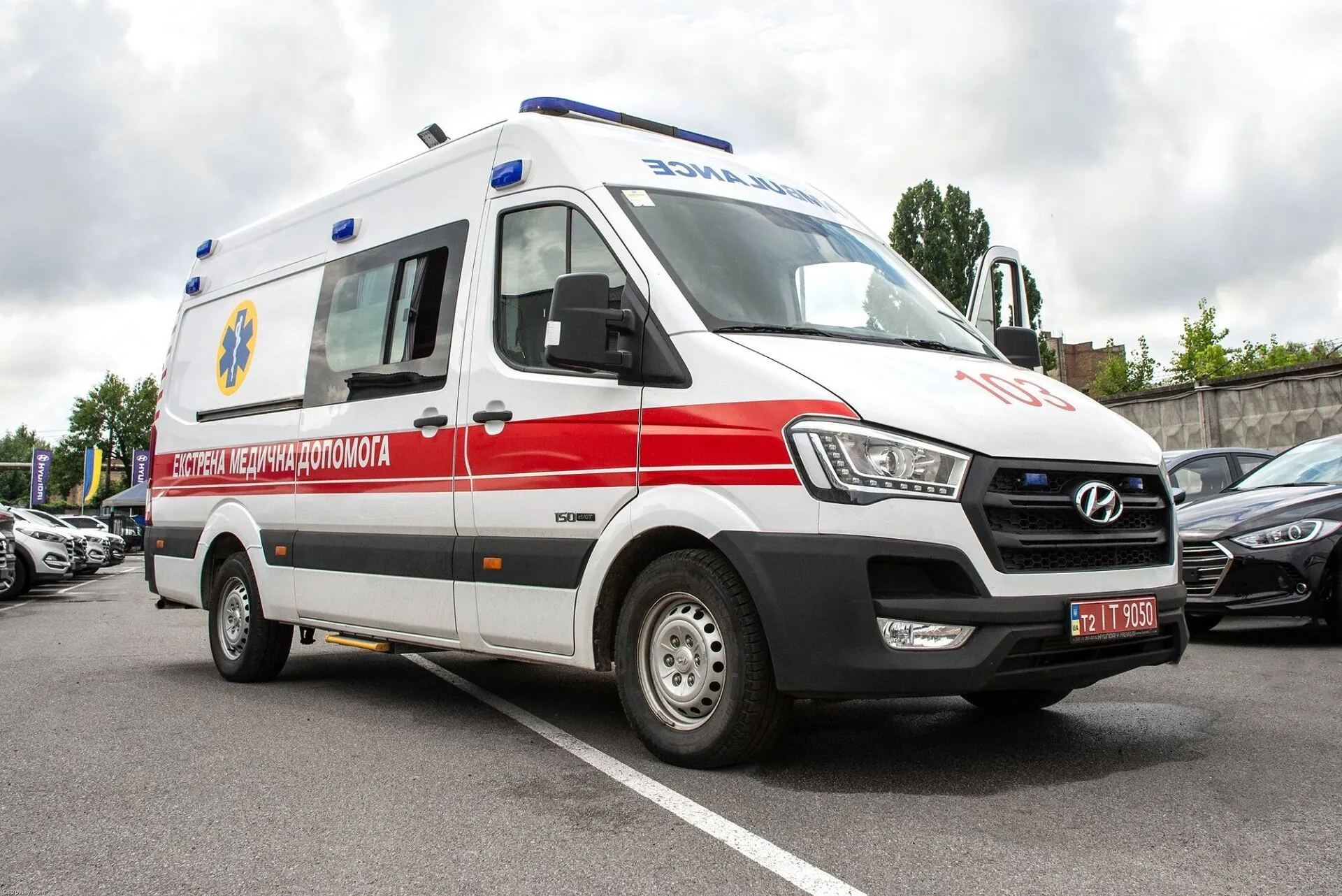 Six people injured by Russian strikes on Kherson region yesterday