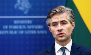 Під Мелітополем рашисти розбилися на викраденій автівці