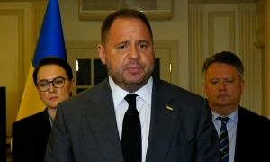 Правоохоронці проводять масові обшуки у МСЕК, лікарнях і облпрокуратурах: що сталося