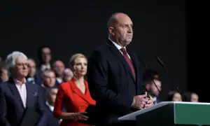 Фото: у США обстріляли автомобіль посольства Азербайджану