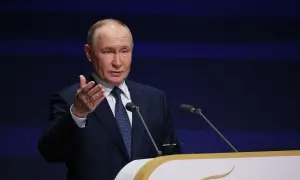 Путін перетворився з володаря світу на безпорадного спостерігача — Newsweek