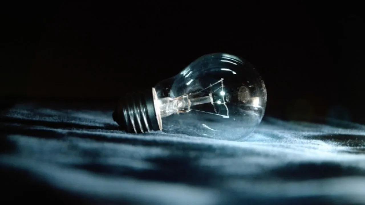 Кияни на лівому березі п’яту добу живуть без світла та тепла