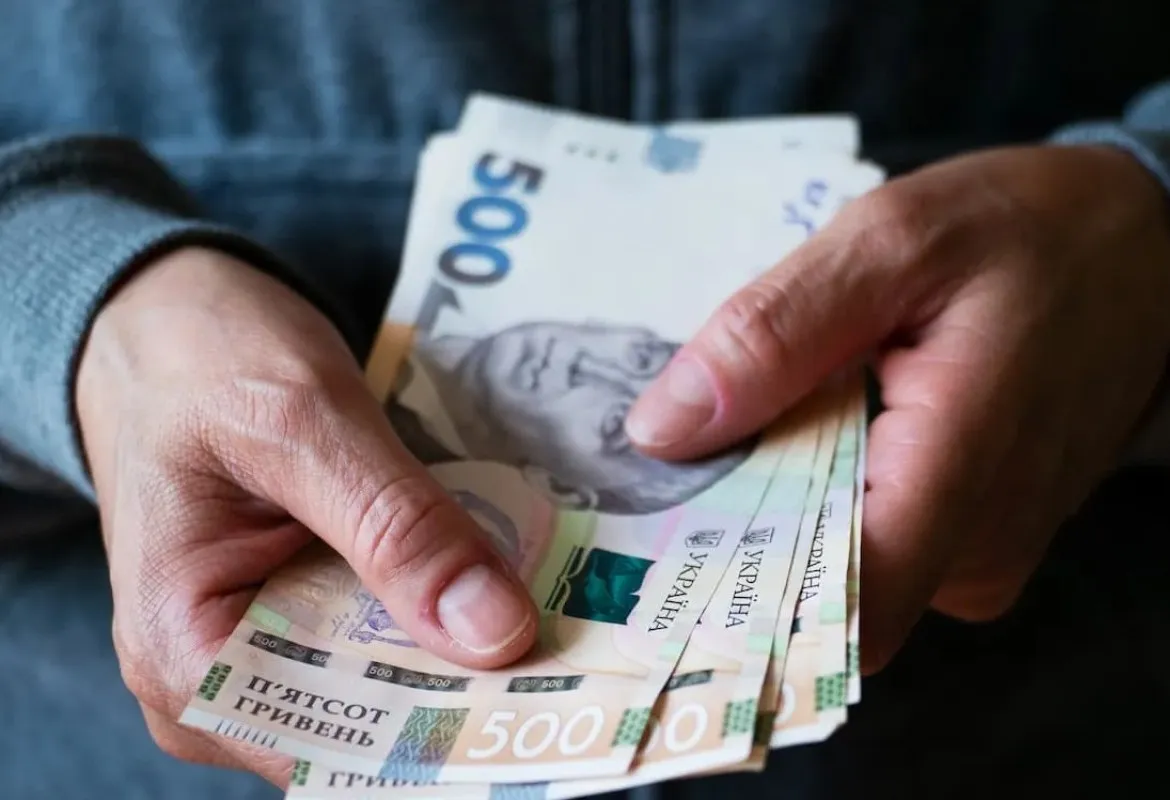 Базова соціальна допомога: хто може отримати і як рахують виплату