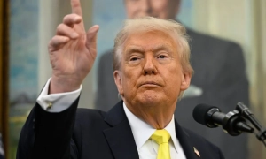 Франція збудує новий авіаносець за 10 мільярдів євро