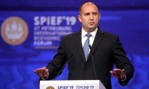 Президент Болгарії вимагає дострокових виборів після нічних заворушень у Софії