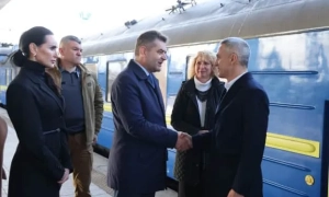 Терористи продовжують порушувати «режим тиші» на Сході