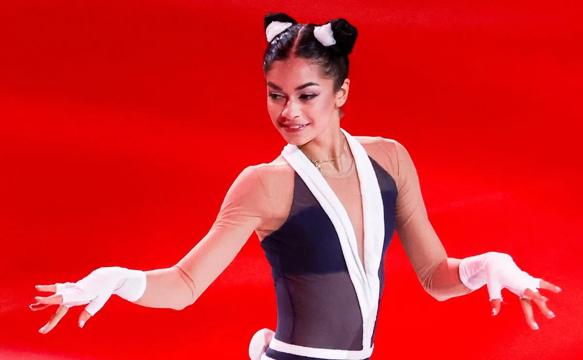 Нейтральні російські фігуристи засвітилися в одязі підсанкційних спонсорів